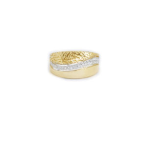Anillo de oro