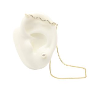 Clip Earring con perla