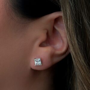 JE Shop Moissanite Earrings